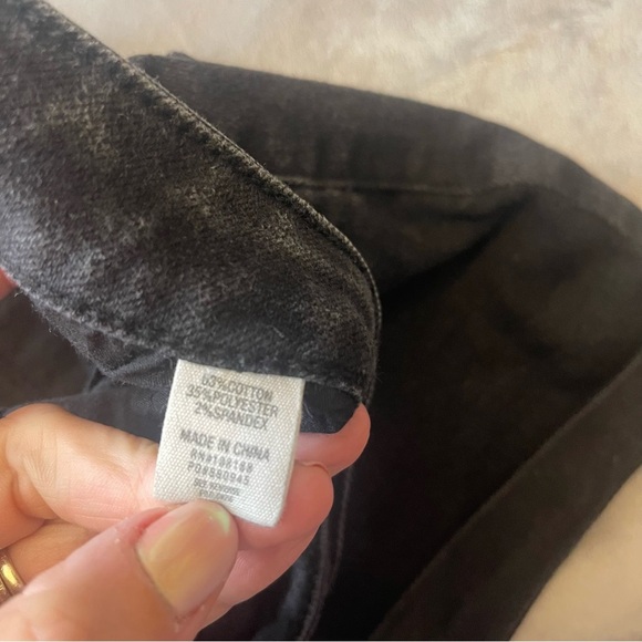 RSQ Dark Wash Jean Shorts - Picture 3 of 7